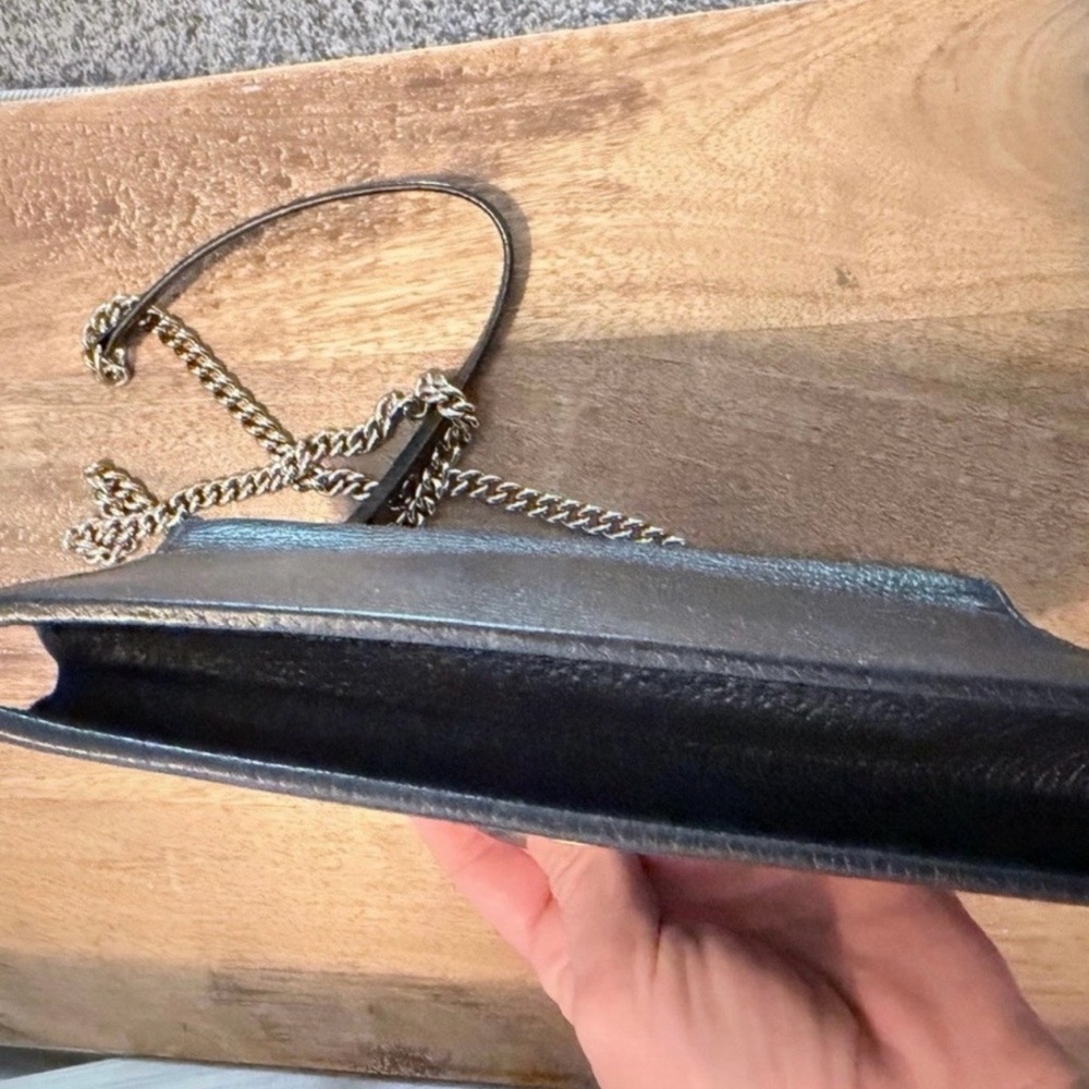 Gucci Marmont Cross Body - Picture 5 of 14